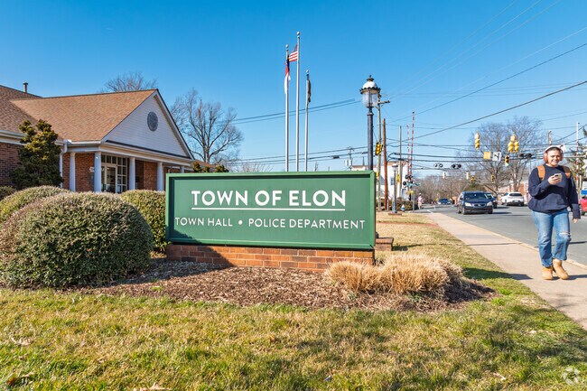 The town of Elon is a thriving small town in the middle of the state.