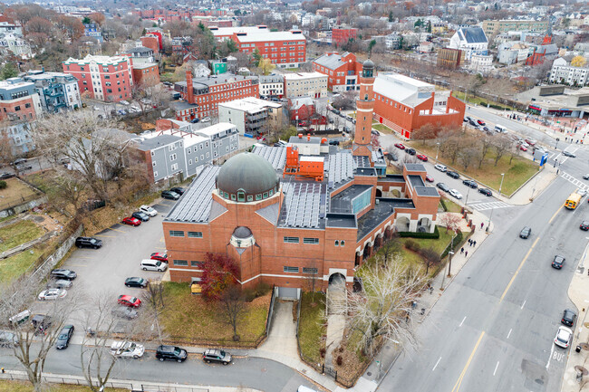 Malik Academy provides private education in the neighborhood of Mission Hill.