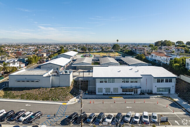 Hermosa View Elementary School is a public elementary school in Hermosa Beach, CA.
