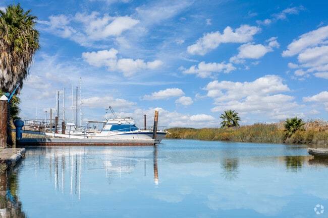 The perfect destination to embark on aquatic adventures or simply bask in the coastal ambiance.