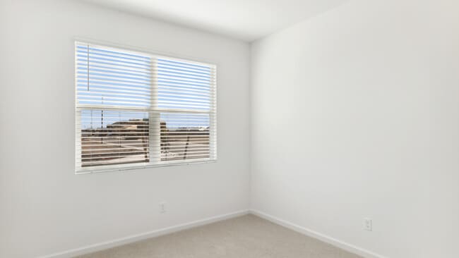 25434 W Fraktur Rd, Buckeye, AZ 85326 - photo 2