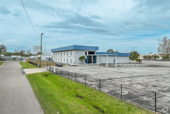 Peaceforce Christian Academy was founded in 2000 by Pastor Zoila J. Quintero, Th. D.