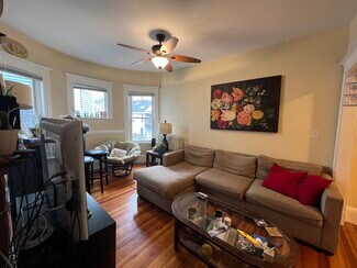 121 Liberty Rd Unit 3, Somerville, MA 02144