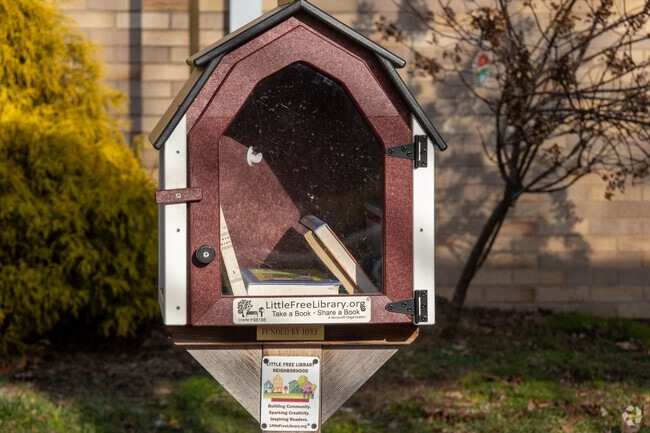Irving Primary Schoo; has an outdoor book exchange.