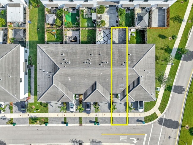 10817 SW 233rd St, Princeton, FL 33032 - photo 7