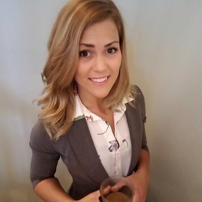 Agent Photo