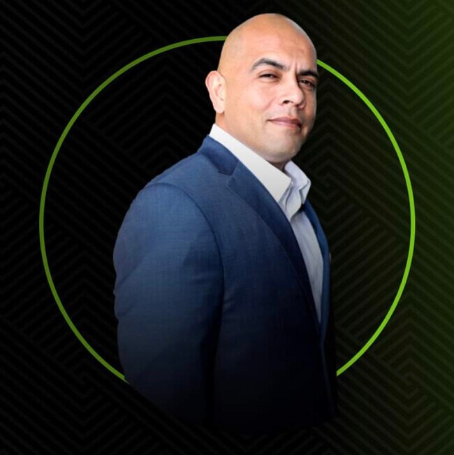 Agent Photo