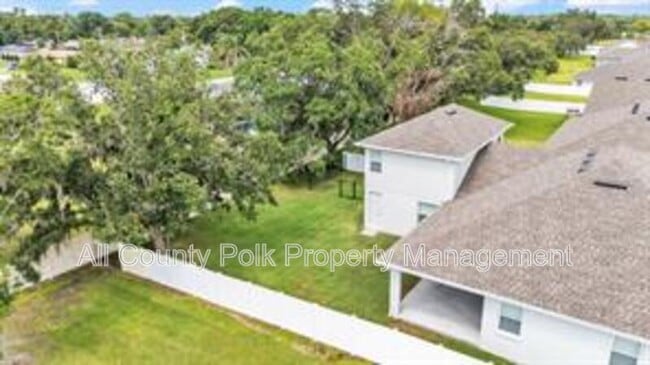 1095 Woodland Oaks Dr, Lakeland, FL 33813 - photo 6