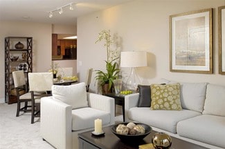 1531 N Pierce St, Arlington, VA 22209