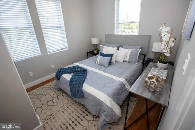 2 17th St SE unit 202, Washington, DC 20003 - photo 6