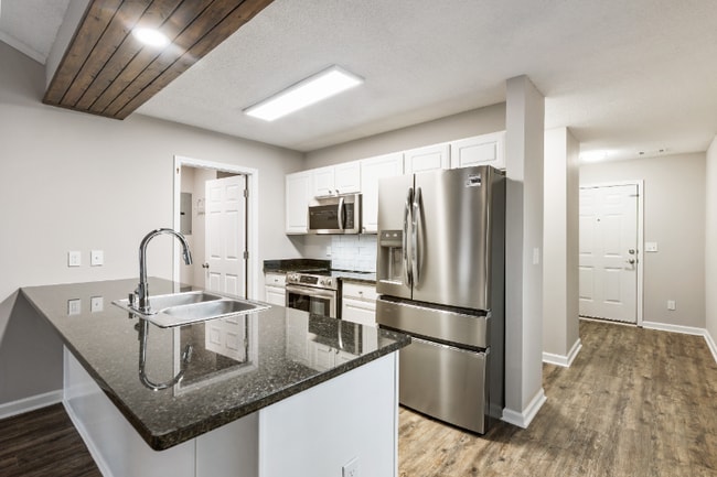 4051 Hidden Hollow Dr unit A, Gainesville, GA 30506 - photo 4