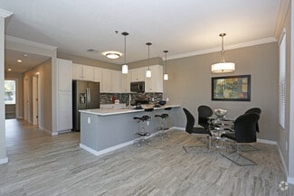 3500 Burlingame Cir, Clearwater, FL 33763