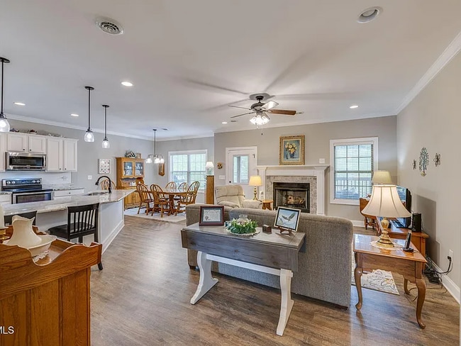 108 Celtic Ct, Johnson City, TN 37604 - photo 4