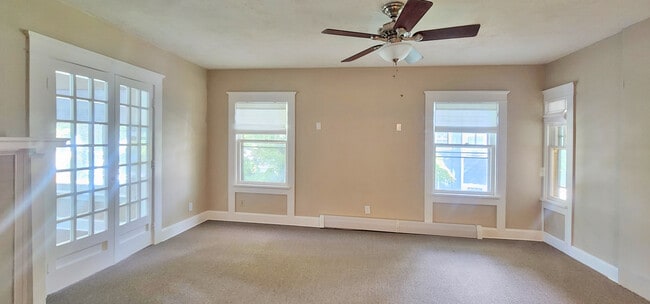 542 6th W St unit 4, Erie, PA 16507 - photo 5