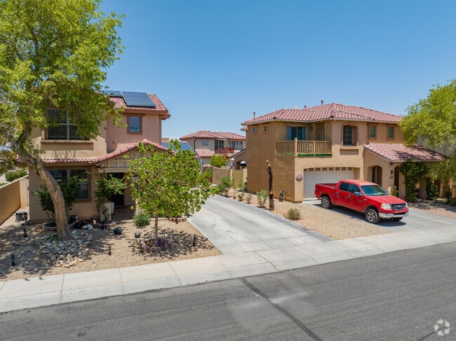 Spacious 2-story homes in Casa Grande.