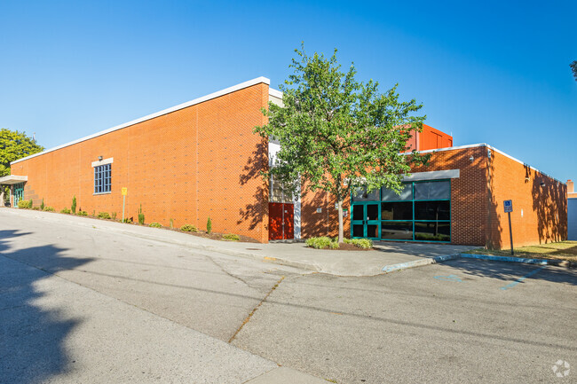 John P Fishwick Middle School has a student to teacher ratio of 13 to 1.