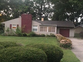 10118 Holaday Dr, Carmel, IN 46032