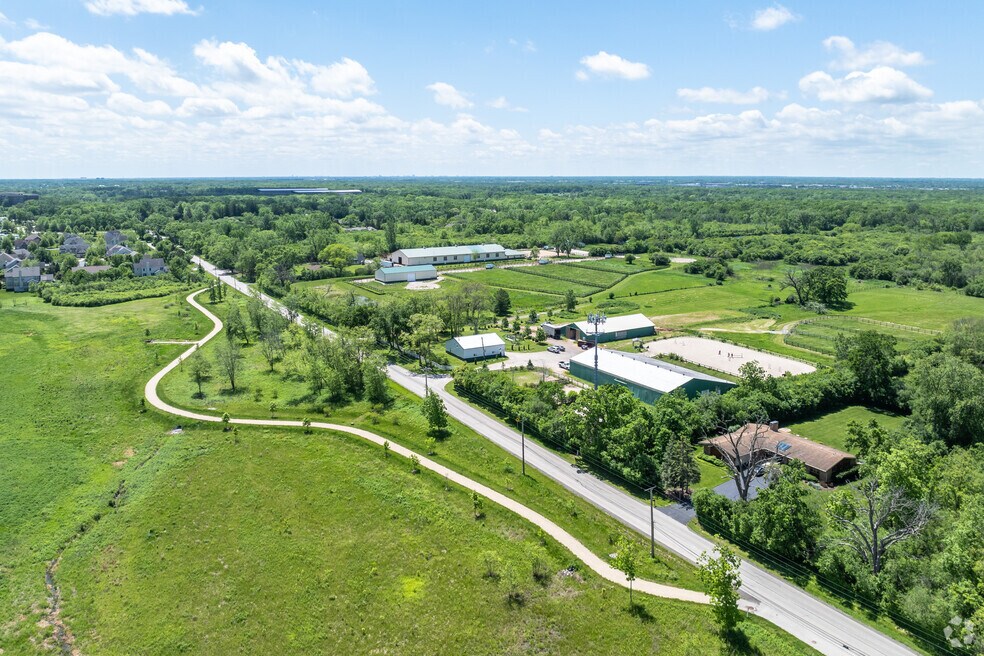 Neighborhood_Mettawa, IL_V2_08.17.23