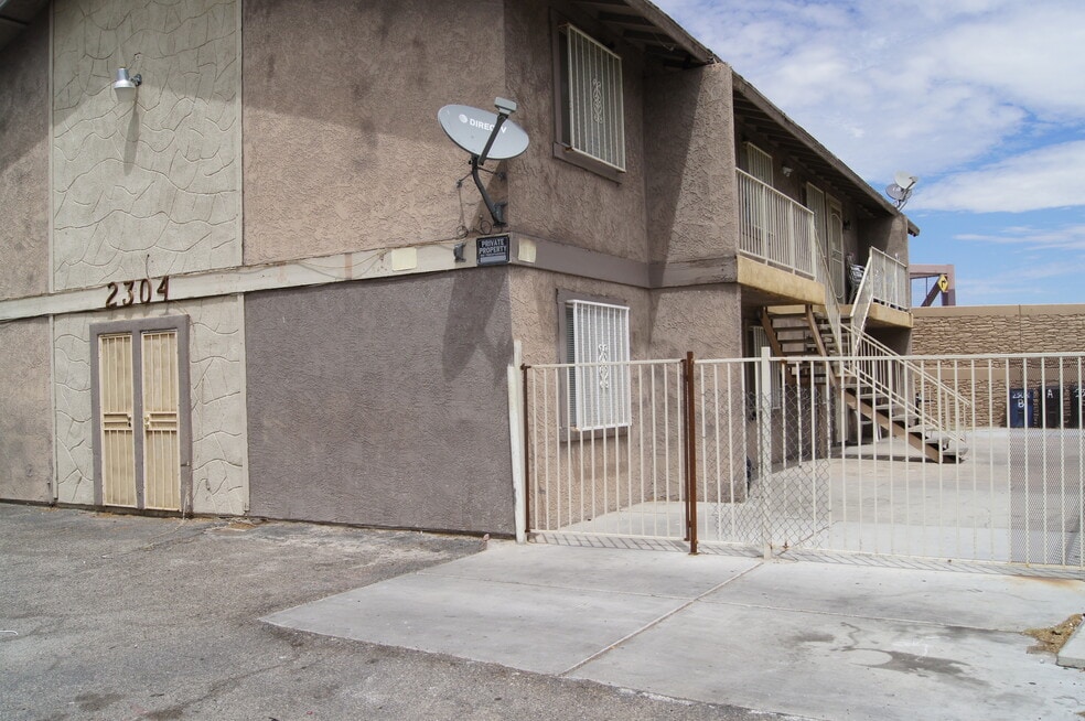 2304 Saturn Ave unit C, North Las Vegas, NV 89030 - photo 1