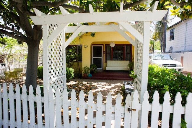 525 3rd St, Encinitas, CA 92024 - photo 2