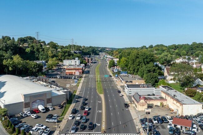 Northeast Yonkers sits alongside Central Park Avenue great for shopping and dining.