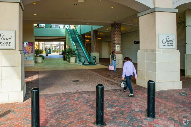 Raintree is just minutes from Short Pump Town Center.