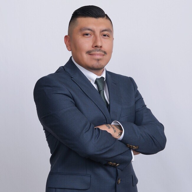 Agent Photo