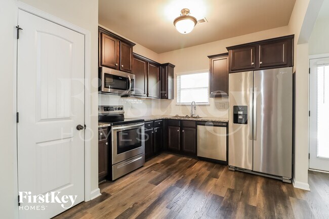 5768 Woodside Crossing, Stonecrest, GA 30038 - photo 6