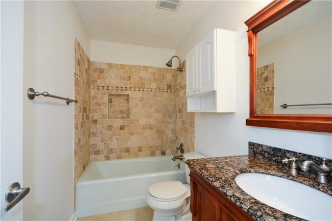 3237 Creek Hollow Dr, Marietta, GA 30062 - photo 7