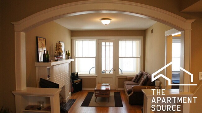 2659 N Saint Louis Ave unit 2, Chicago, IL 60647 - photo 3