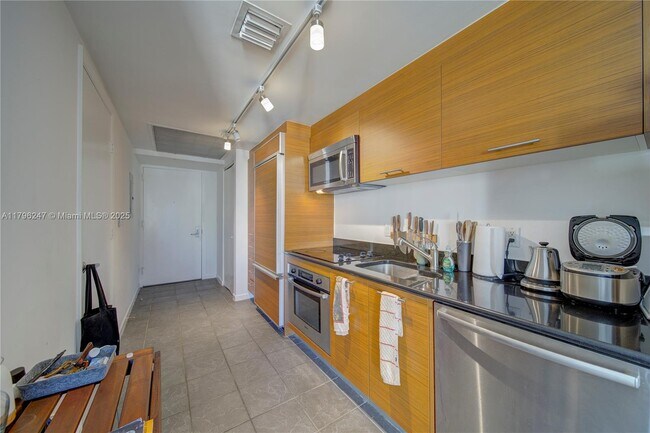 50 Biscayne Blvd unit 1903, Miami, FL 33132 - photo 6