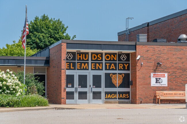 Hudson Elementary School has an A- rating for academics on Niche.