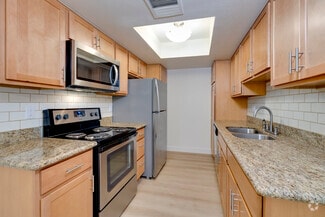 8310 E McDonald Dr, Scottsdale, AZ 85250