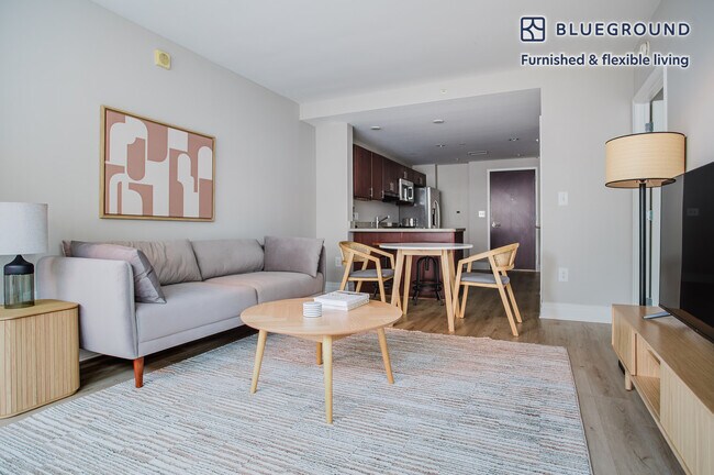 2221 I St NW unit FL6-ID985, Washington, DC 20037 - photo 3