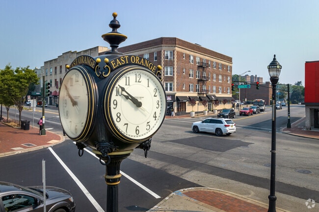 East Orange is home to music legends Whitney Houston, Queen Latifah, and Dionne Warwick.