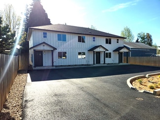 4099 Brooks Ave NE Unit (4099 -- LEFT UNIT), Salem, OR 97301