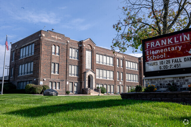 Franklin Elementary School provides education in the neighborhood of 
West Allis