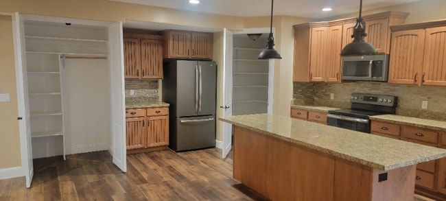 929 W Sunrise Ln unit B, American Fork, UT 84003 - photo 2