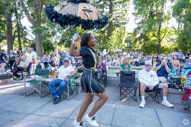 The Healdsburg Jazz Festival is held at various locations including the plaza.