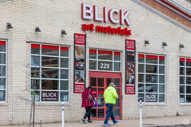 Mount Vernon artist can shop for supplies at Blick Art Materials.
