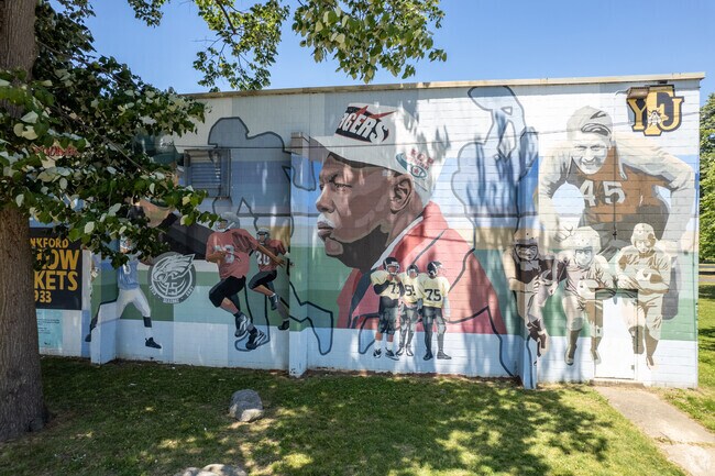 Mural for the Frankford Yellow Jackets which was a professional football team before the NFL.