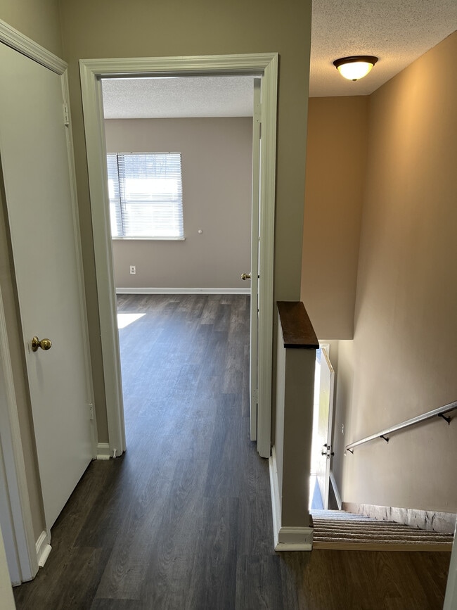 Coal Creek Apartment Homes, Oliver Springs, TN 37840 - photo 7