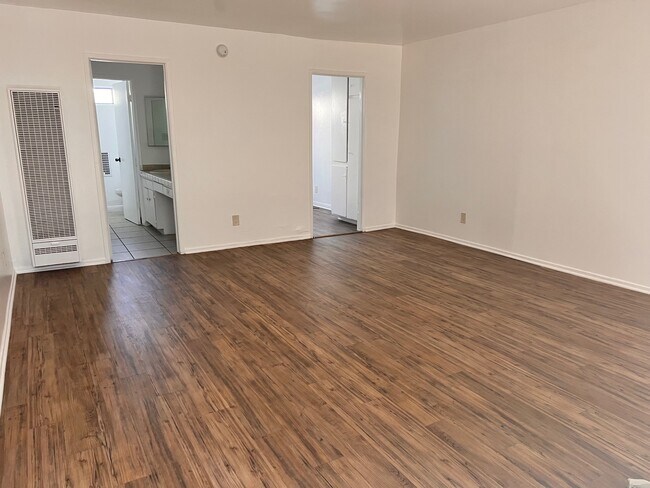 Sherman Way Apartments, Canoga Park, CA 91306 - photo 2