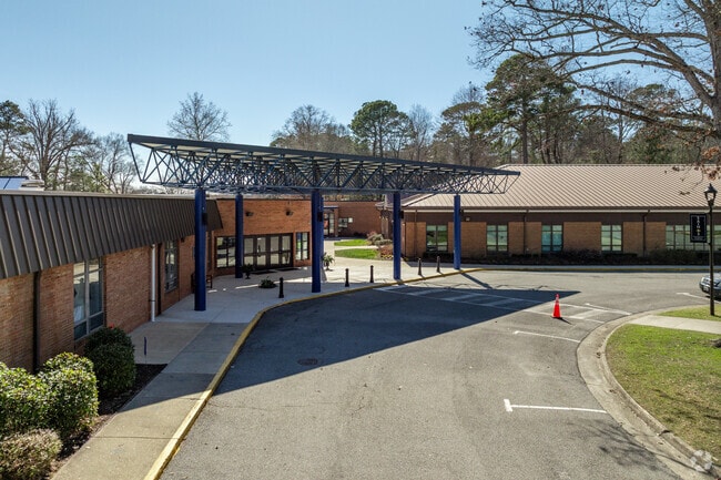 Nansemond-Suffolk Academy