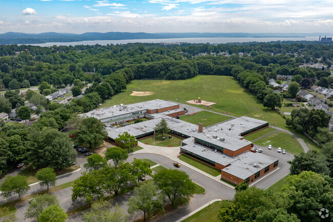 Stony Point Elementary School