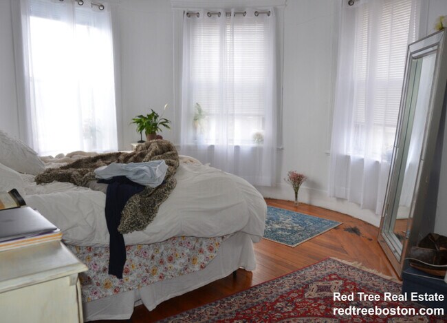 238 Hemenway St unit 11, Boston, MA 02115 - photo 4