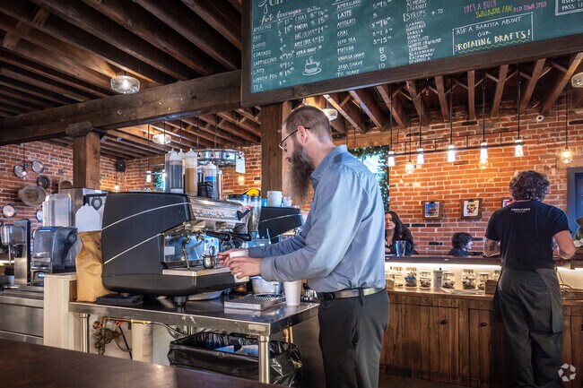 Enjoy a delicious latte from Ginger and Baker near Giddings.