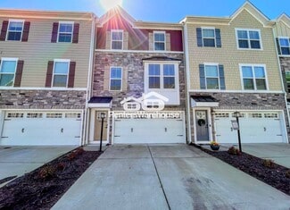 1011 Port, Chesapeake, VA 23323