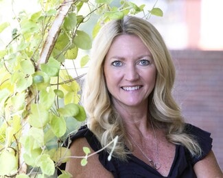 Lisa Andrews