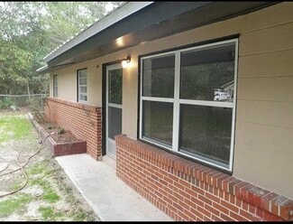 277 Grandview Ave, Valparaiso, FL 32580